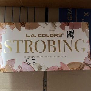 L.A. Colors Strobing Highlight Palette